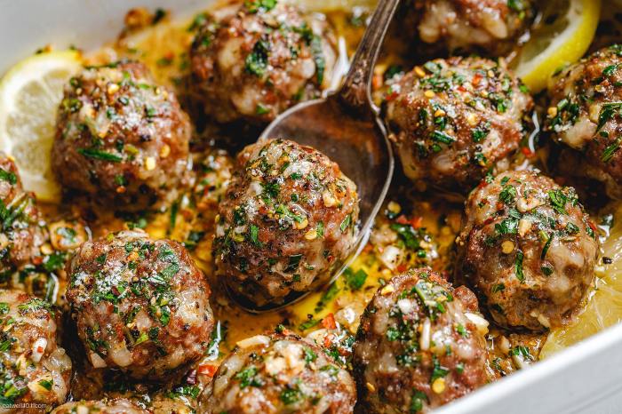 Recipe for turkey meatballs and sauce