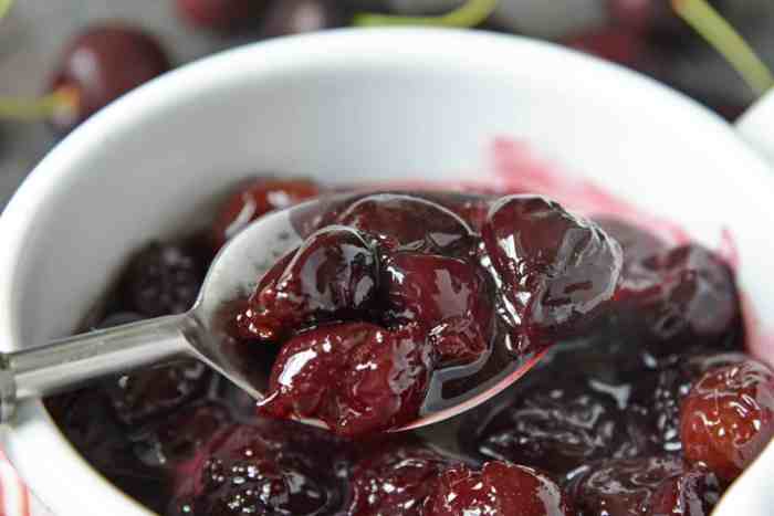 Recipe for cherry sauce