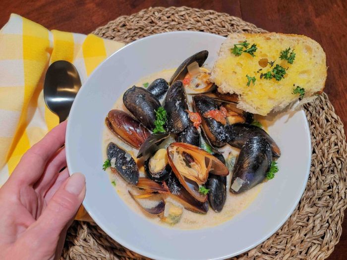 Mussels sauce cider cream kitchen