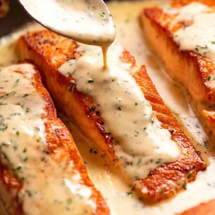 Recipe for salmon with sauce