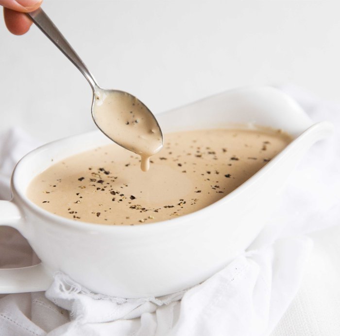 Recipe for creamy peppercorn sauce