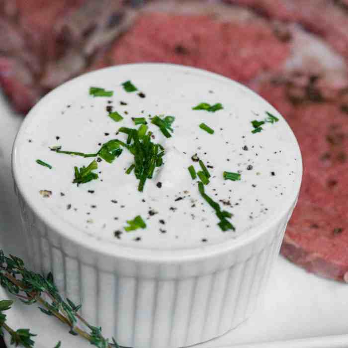 Recipe for horseradish cream sauce