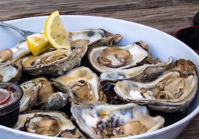 Raw oyster minuet sauce recipe